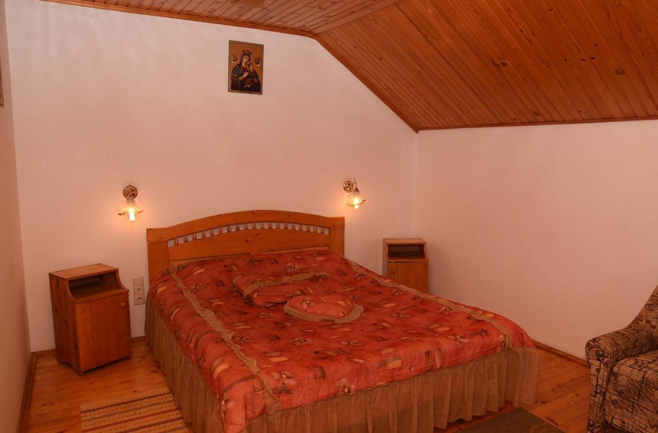 Oskolok Dovbusha Mini-Hotel Jaremcse Kültér fotó